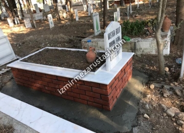 Bergama Aziziye Köy Mezarlığı